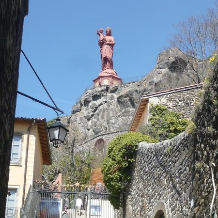 Le Petit St Clair Apartment Le Puy-en-Velay Ngoại thất bức ảnh