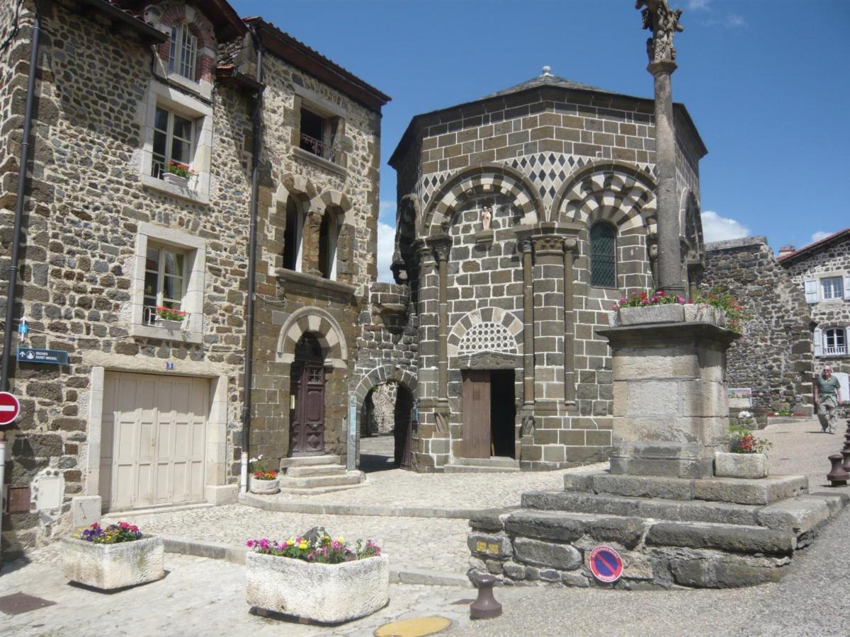 Le Petit St Clair Apartment Le Puy-en-Velay Ngoại thất bức ảnh