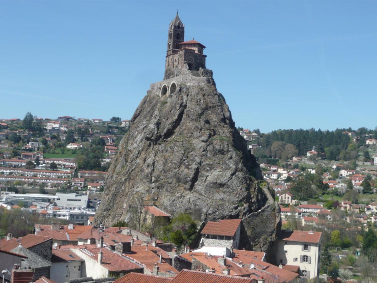 Le Petit St Clair Apartment Le Puy-en-Velay Ngoại thất bức ảnh